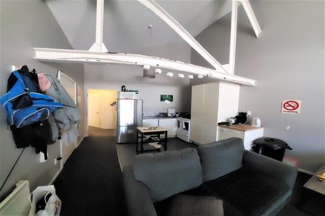 Photo of property in 5u4 Hopper Street, Mount Cook, Wellington, 6011