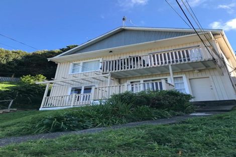 Photo of property in 108 Eden Street, Island Bay, Wellington, 6023