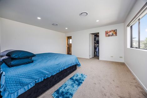 Photo of property in 32 Helianthus Avenue, Flat Bush, Auckland, 2019