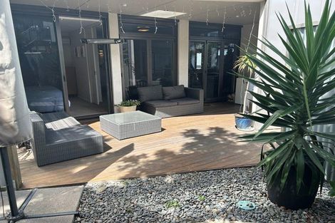 Photo of property in 8/48 Marine Parade, Mount Maunganui, 3116