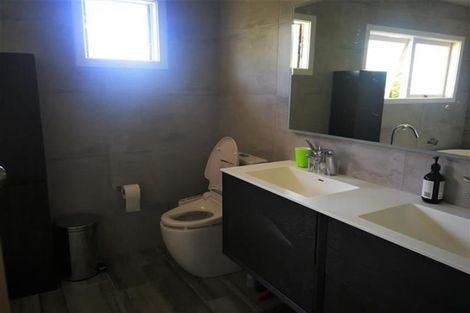 Photo of property in 15 Benders Avenue, Hillcrest, Auckland, 0627