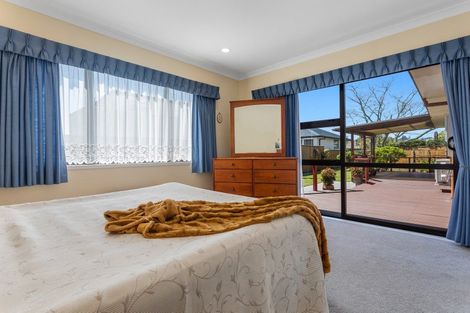 Photo of property in 16 Walnut Grove, Whakatane, 3120