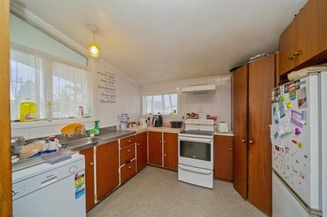 Photo of property in 22 Iredale Road, Hawera, 4610