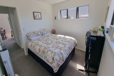 Photo of property in 4/12 Tawa Road, Te Atatu Peninsula, Auckland, 0610