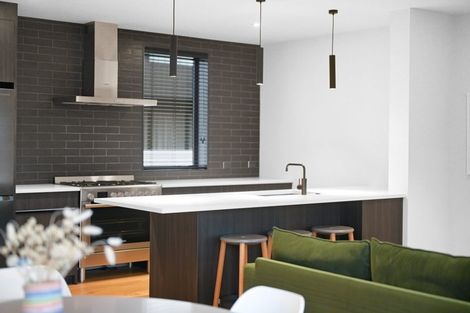 Photo of property in 1/2 Manning Street, Hamilton Central, Hamilton, 3204