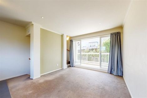 Photo of property in 2/57 Simla Crescent, Khandallah, Wellington, 6035