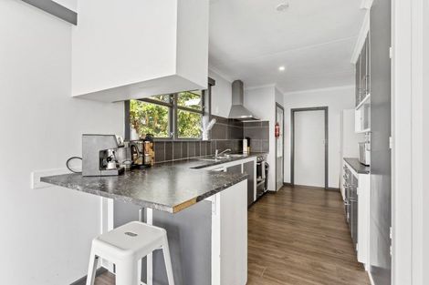 Photo of property in 3 Camellia Avenue, Aramoho, Whanganui, 4500