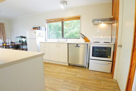 Photo of property in 23 Flaunty Place, West Harbour, Auckland, 0618