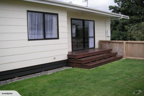 Photo of property in 63 Hillcrest Drive, Kelvin Grove, Palmerston North, 4414