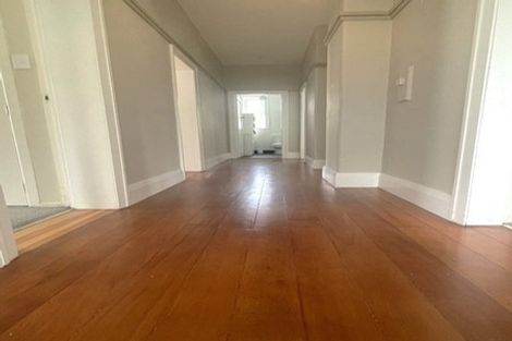 Photo of property in 34f1 Hawkestone Street, Thorndon, Wellington, 6011
