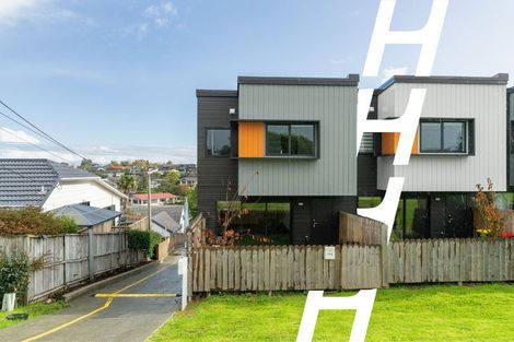 Photo of property in 198 Forrest Hill Road, Forrest Hill, Auckland, 0620