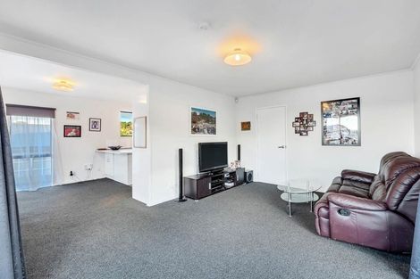 Photo of property in 206 Solar Road, Glen Eden, Auckland, 0602