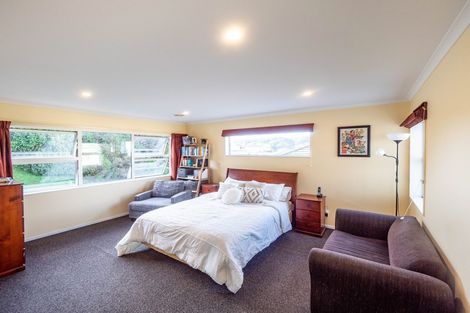 Photo of property in 51 Mauldeth Terrace, Churton Park, Wellington, 6037