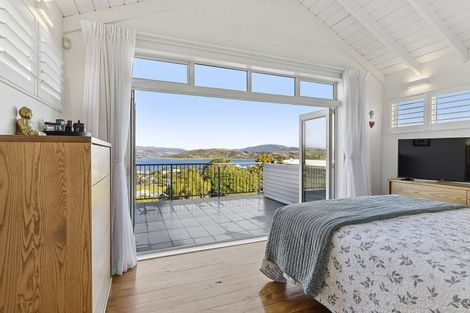Photo of property in 14 Corlett Road, Plimmerton, Porirua, 5026