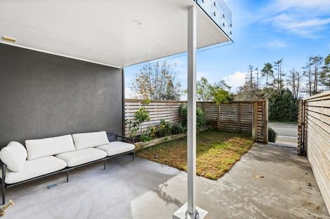 Photo of property in 18 Memorial Park Lane, Hobsonville, Auckland, 0618