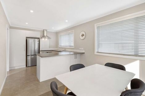 Photo of property in 24a Rata Street, Roslyn, Palmerston North, 4414