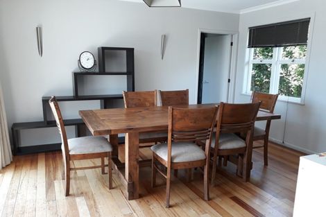 Photo of property in 152 Tiroroa Avenue, Te Atatu South, Auckland, 0610