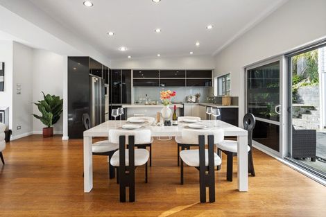 Photo of property in 10 Bayside Drive, Browns Bay, Auckland, 0630