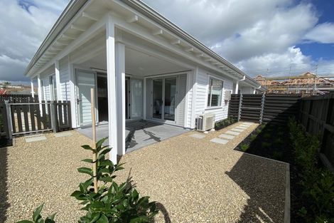 Photo of property in 2 Toka Lane, Red Beach, 0932