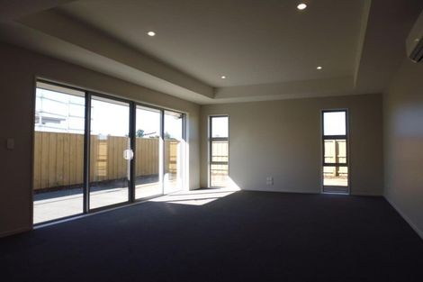 Photo of property in 19 Faringdon Boulevard, Rolleston, 7615