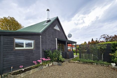 Photo of property in 82 Noema Terrace, Lake Hawea, Wanaka, 9382