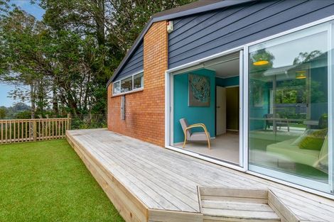 Photo of property in 47 Huia Road, Titirangi, Auckland, 0604