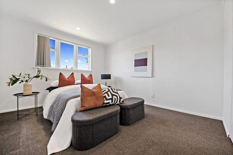 Photo of property in 2 Glengarry Road, Glen Eden, Auckland, 0602