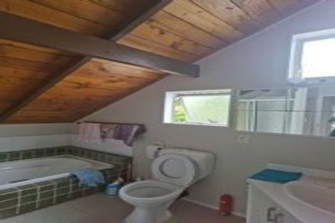 Photo of property in 26 Richards Avenue, Forrest Hill, Auckland, 0620