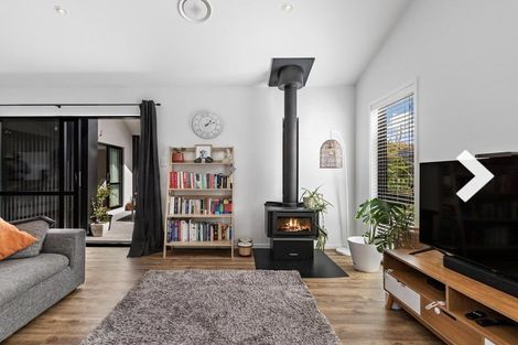 Photo of property in 12 Leicester Street, Jacks Point, 9371