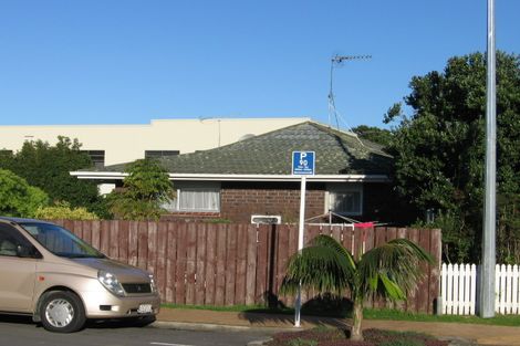 Photo of property in 3/22 Moana Avenue, Orewa, 0931