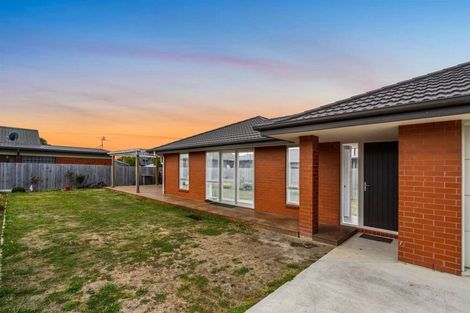 Photo of property in 142a Highsted Road, Casebrook, Christchurch, 8051