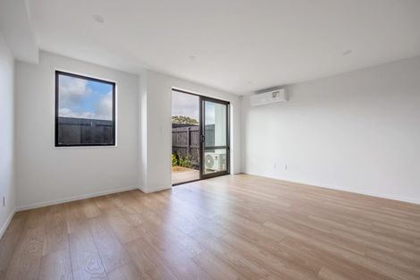 Photo of property in 32b/4 Westgate Drive, Massey, Auckland, 0614