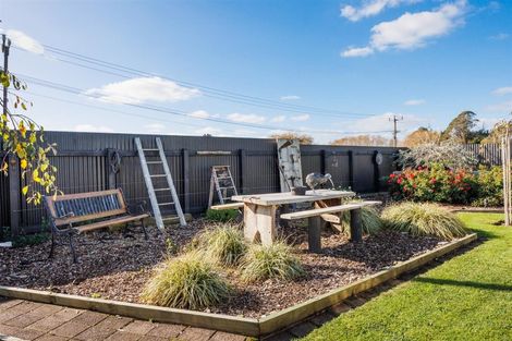 Photo of property in 20 Ngareta Street, Marton, 4710