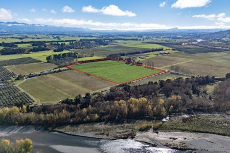 Photo of property in 42 Hunter Street, Edendale, 9825
