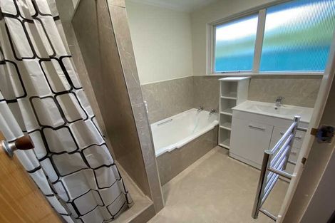 Photo of property in 253 Waimairi Road, Ilam, Christchurch, 8041