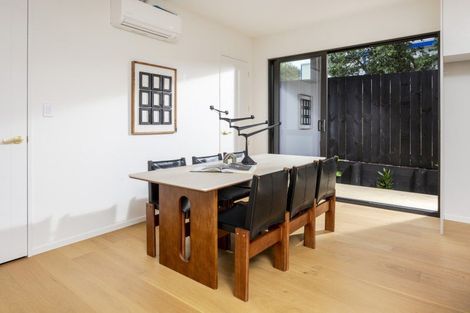 Photo of property in 10a Agathis Avenue, Mairangi Bay, Auckland, 0630