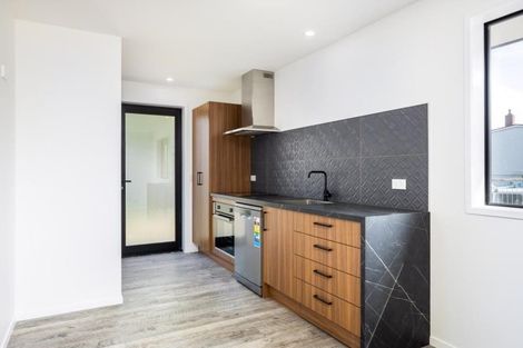 Photo of property in 4 Banks Street, Marfell, New Plymouth, 4310