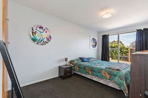 Photo of property in 6 Jade Place, Parklands, Christchurch, 8083