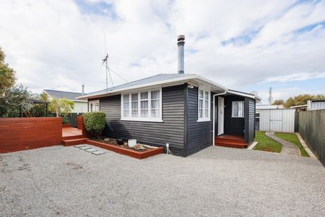 Photo of property in 28a Cambridge Street, Milson, Palmerston North, 4414