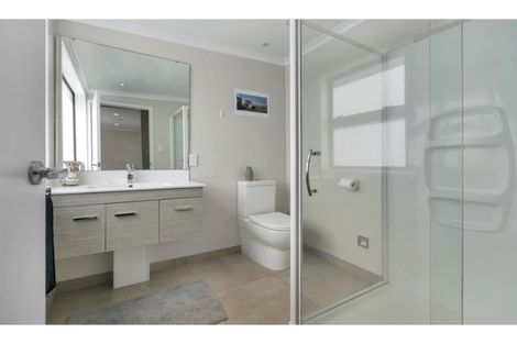 Photo of property in 30 Squadron Drive, Hobsonville, Auckland, 0616