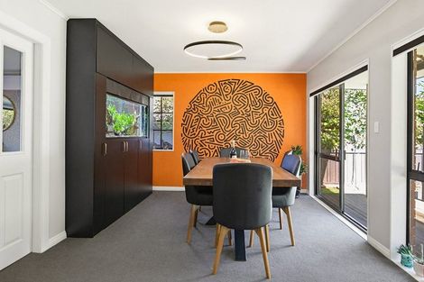 Photo of property in 11 Ramphal Terrace, Khandallah, Wellington, 6035