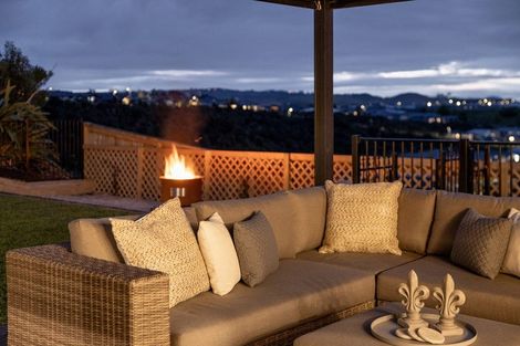 Photo of property in 10 Kissling Terrace, Pyes Pa, Tauranga, 3112