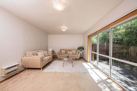 Photo of property in 3/76 Staveley Street, Avonhead, Christchurch, 8042