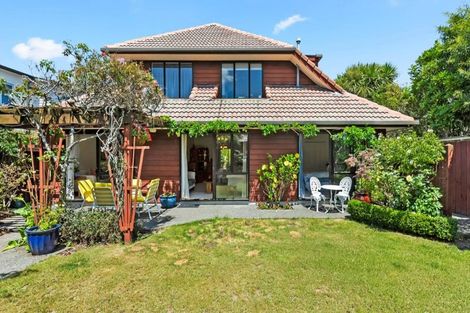 Photo of property in 29 Hinau Street, Woburn, Lower Hutt, 5011