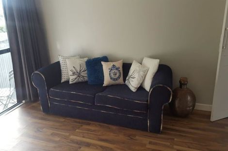 Photo of property in 99 Kitchener Road, Waiuku, 2123