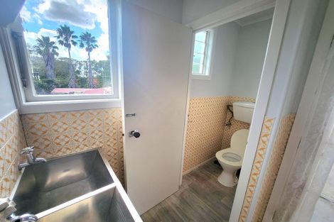Photo of property in 105 Tidal Road, Mangere, Auckland, 2022