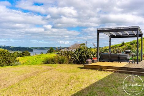 Photo of property in 297 Heatley Road, Whakapirau, Maungaturoto, 0583