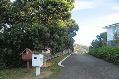 Photo of property in 20 Forth Place, Papakowhai, Porirua, 5024