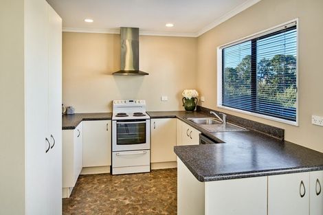 Photo of property in 3 Makora Grove, Paremata, Porirua, 5024