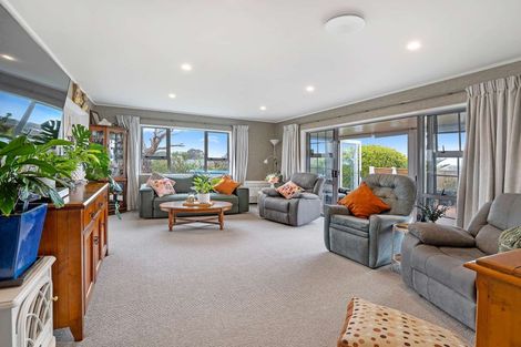 Photo of property in 33 Victoria Street, Foxton, 4814